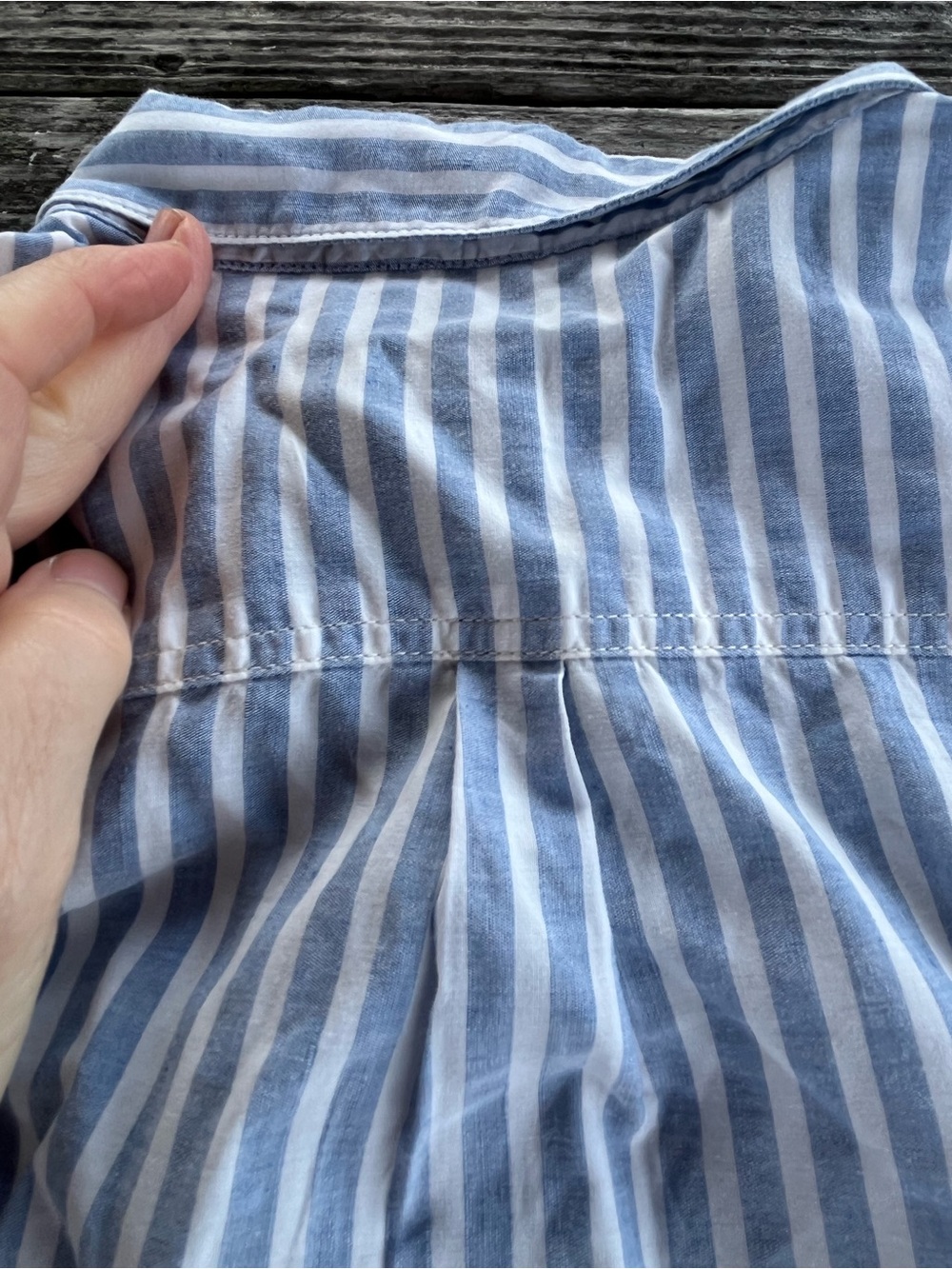 Burberry BRIT Blue and White Striped Casual Button-Down Shirt, needs pressing M - Picture 7 of 7